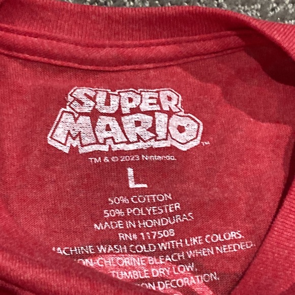 Nintendo Super Mario shirts L x 2. NWT - Picture 7 of 7